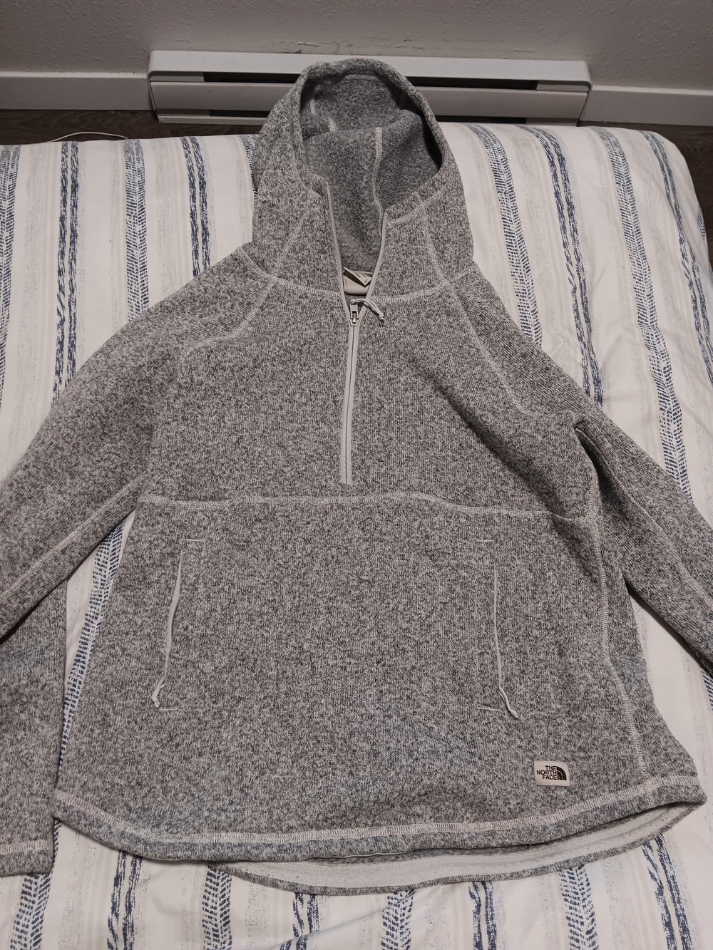 The North Face Men's Heather Gray Half-Zip Hooded Pullover